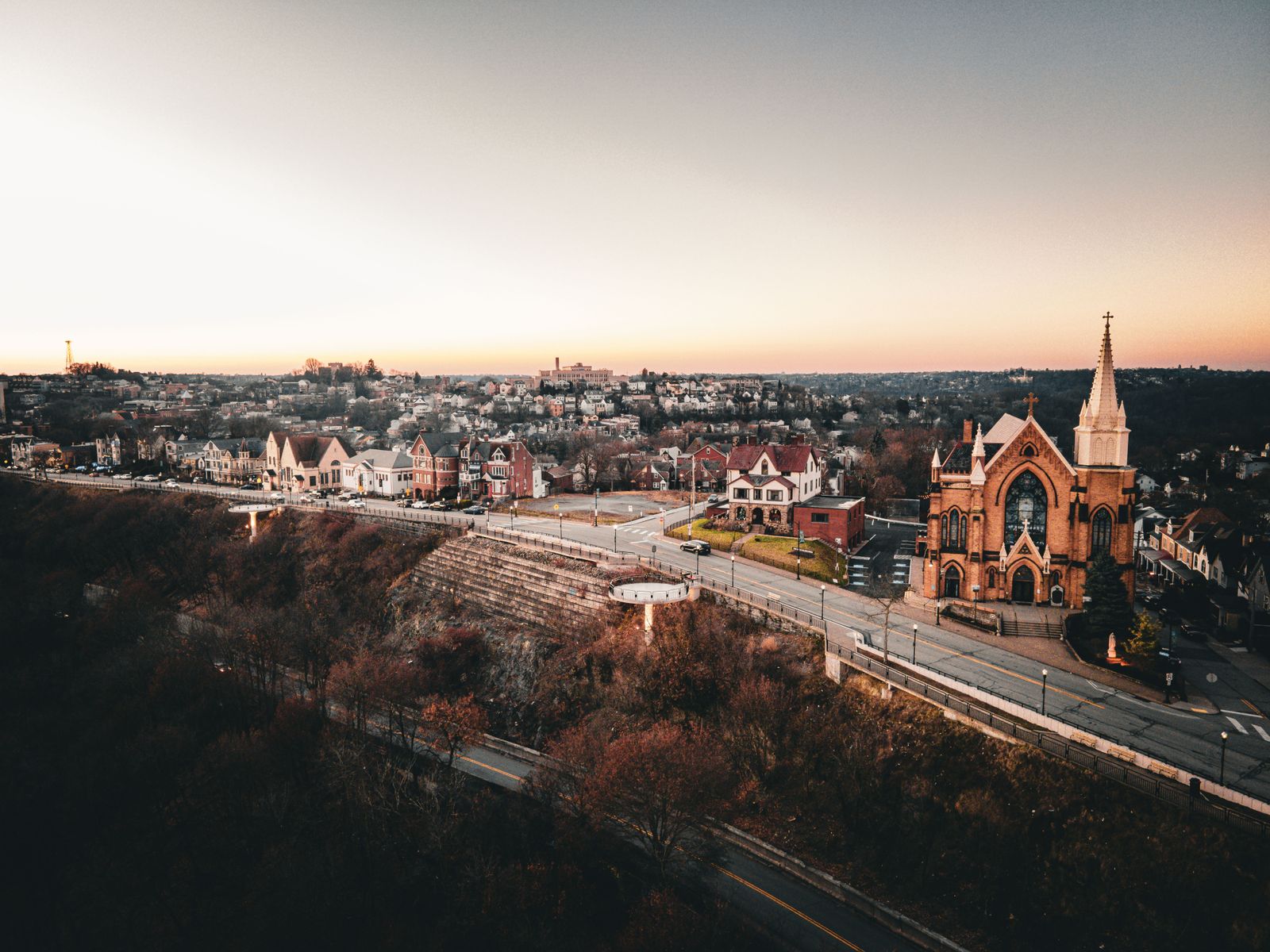 Streets and homes in Shadyside